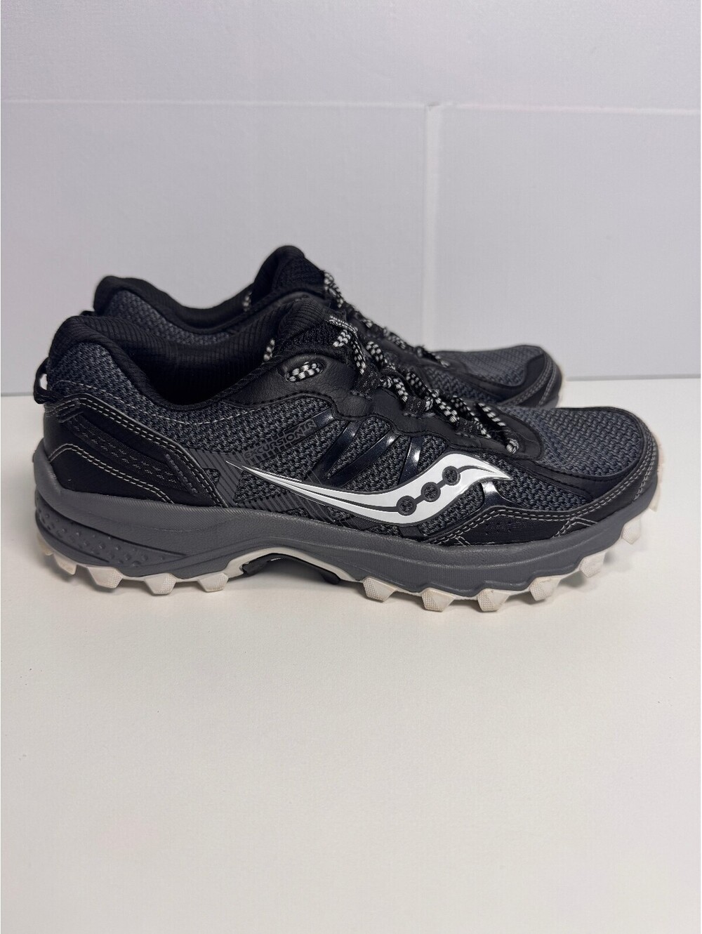 Saucony Excursion TR11 Trail Running Shoes Black Gray Womens Size 8 Gorpcore
